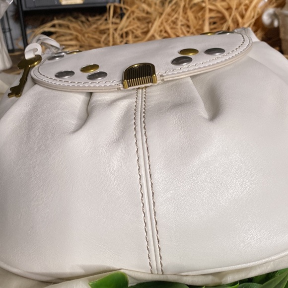 Fossil White Leather GiGi  Studded Flap Closure Adjustable Angora Crossbody Bag - Picture 4 of 16